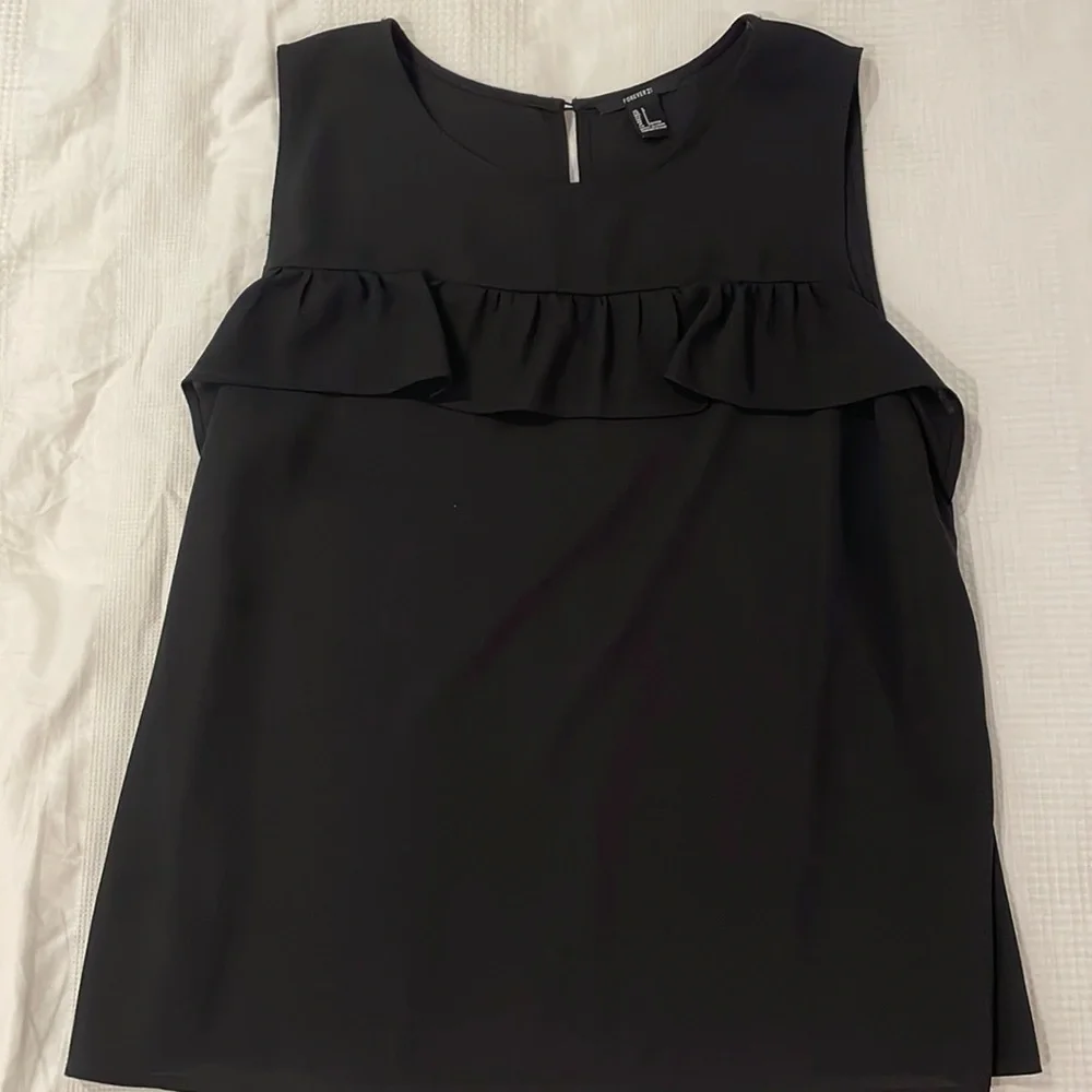 Forever 21 Ruffle Blouse! - Picture 1 of 3
